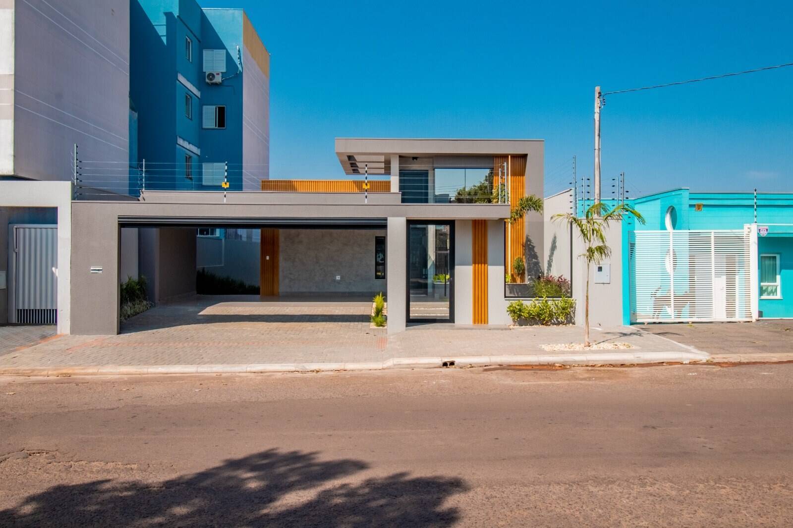 #758 - Casa para Venda em Cascavel - PR