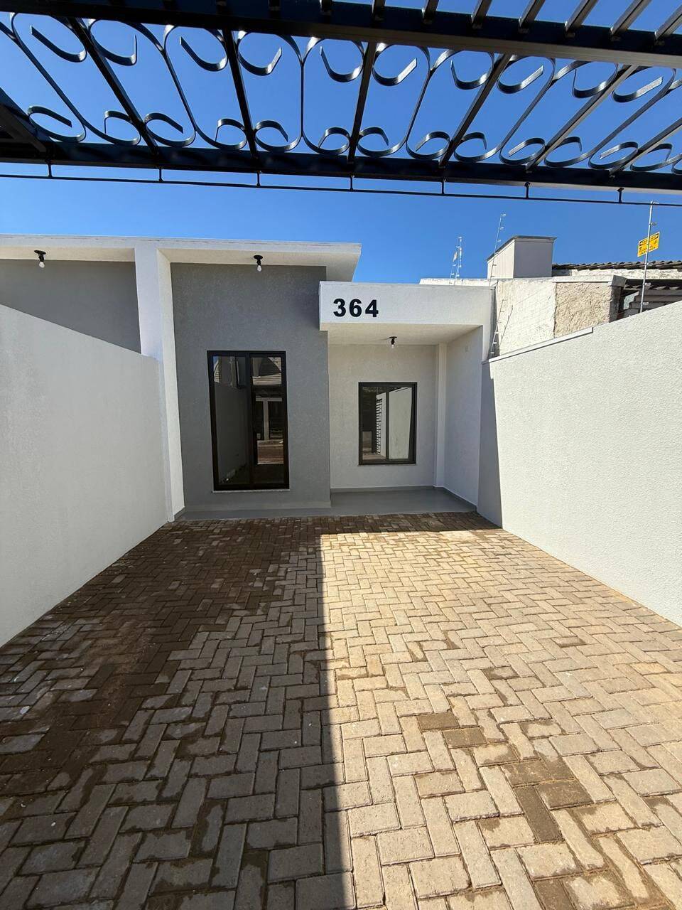 #712 - Casa para Venda em Cascavel - PR