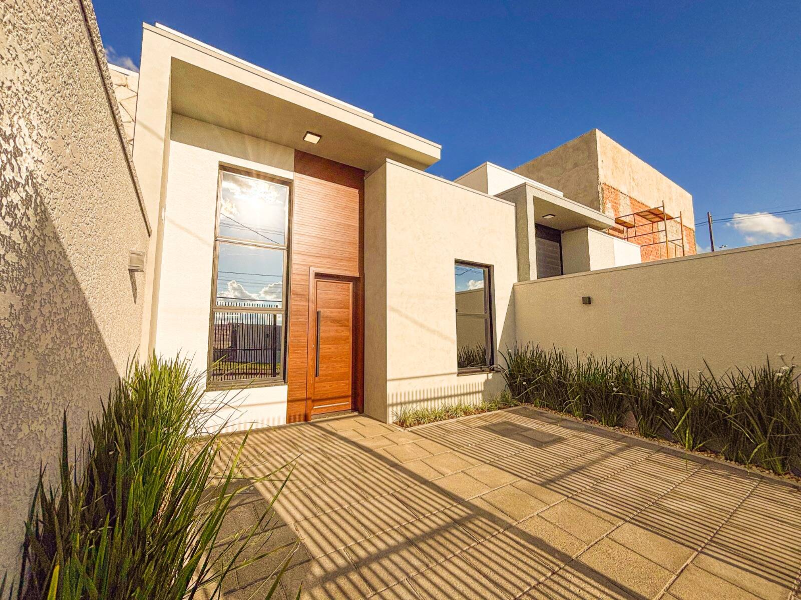 #1083 - Casa para Venda em Cascavel - PR