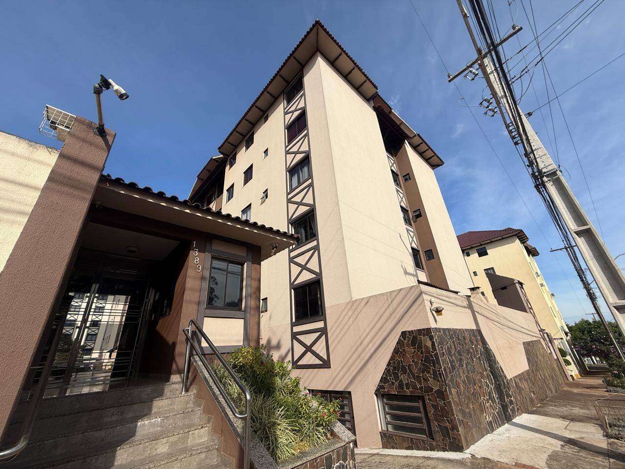 #1141 - Apartamento para Venda em Cascavel - PR