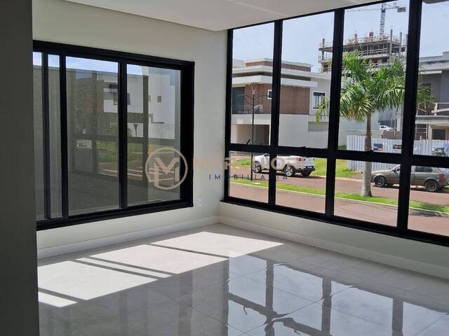 Sobrado para Venda em Cascavel - 5