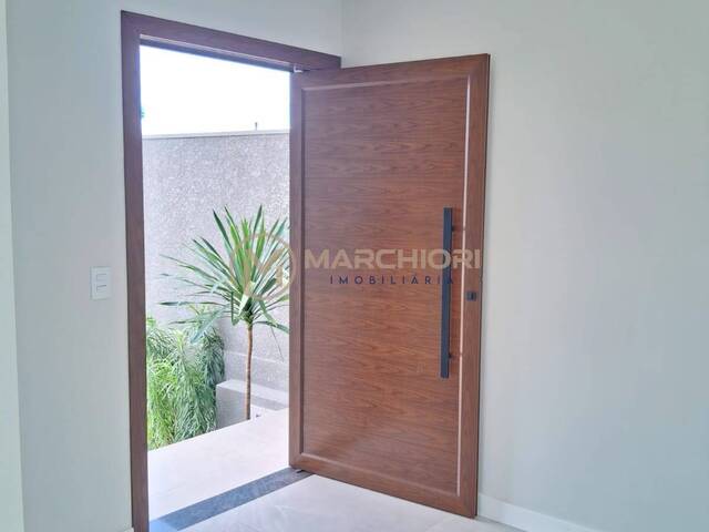 #644 - Sobrado para Venda em Cascavel - PR - 3