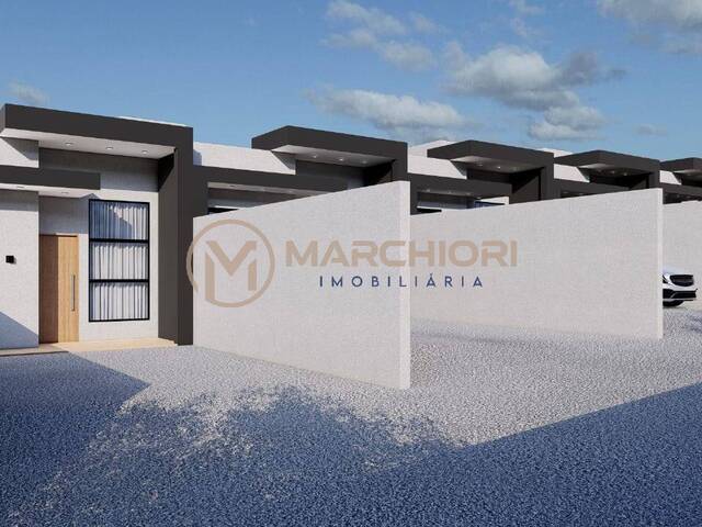 #704 - Casa para Venda em Cascavel - PR