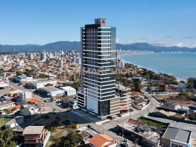 Venda em Balneário Perequê - Porto Belo