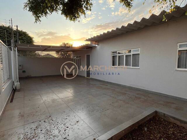 Casa para Venda em Cascavel - 3