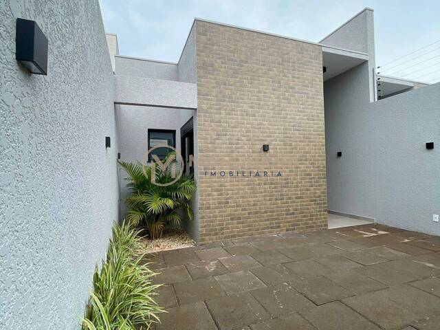 #832 - Casa para Venda em Cascavel - PR