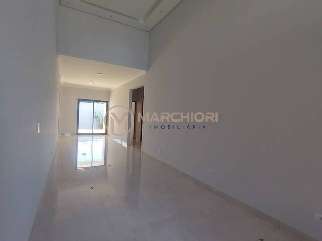 Casa para Venda em Cascavel - 3