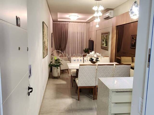 #1006 - Apartamento para Venda em Cascavel - PR - 2