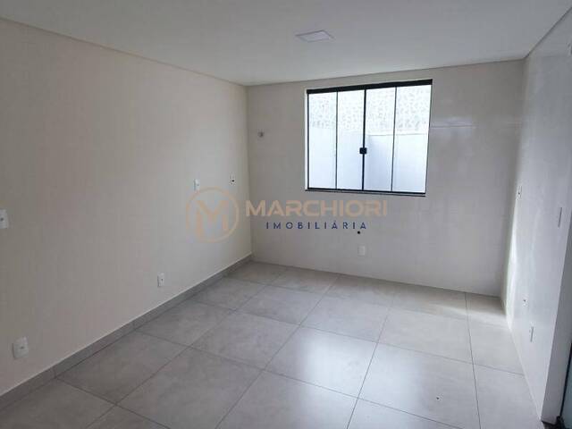 Sobrado para Venda em Cascavel - 5