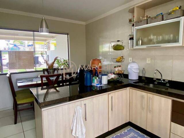 Sobrado para Venda em Cascavel - 5