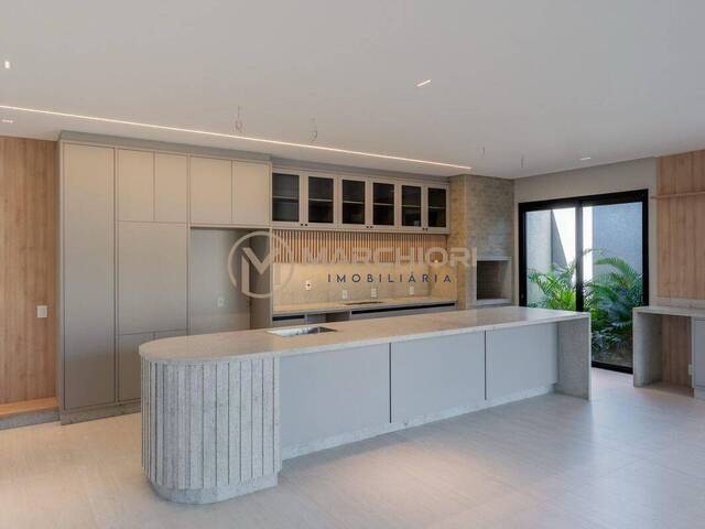 Sobrado para Venda em Cascavel - 5