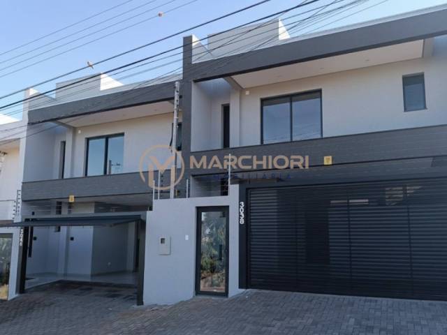 Sobrado para Venda em Cascavel - 3