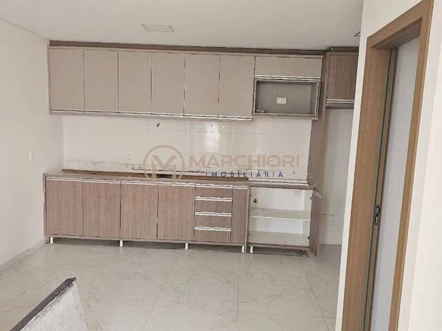 Sobrado para Venda em Cascavel - 4