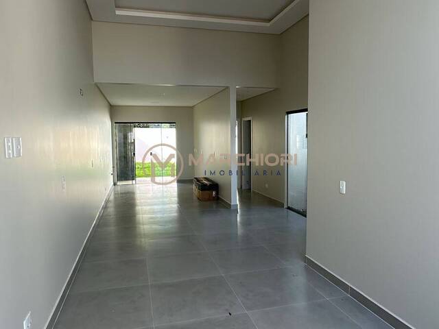 #1105 - Casa para Venda em Cascavel - PR - 2