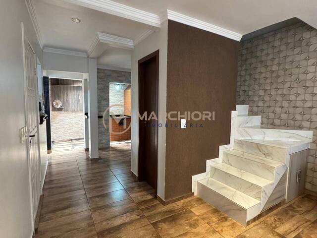 Sobrado para Venda em Cascavel - 5