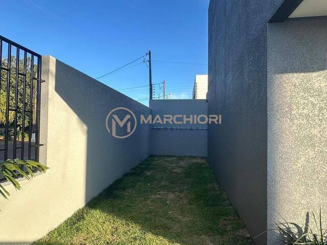 Sobrado para Venda em Cascavel - 4