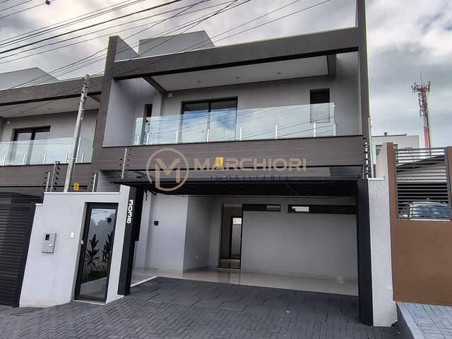 #1107 - Sobrado para Venda em Cascavel - PR - 2
