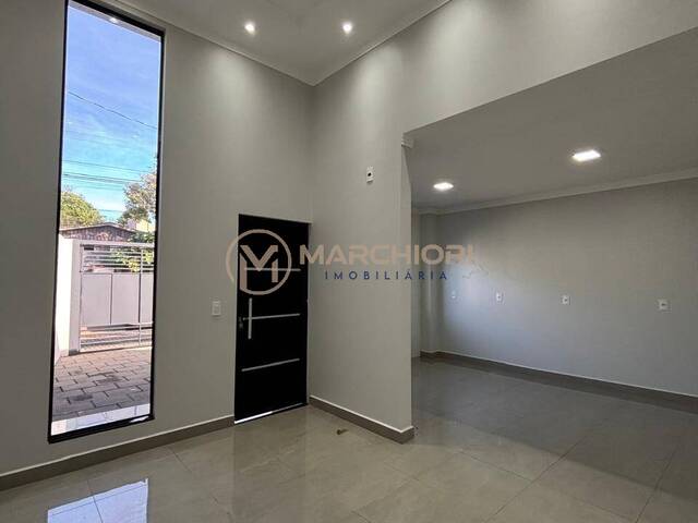 Sobrado para Venda em Cascavel - 5